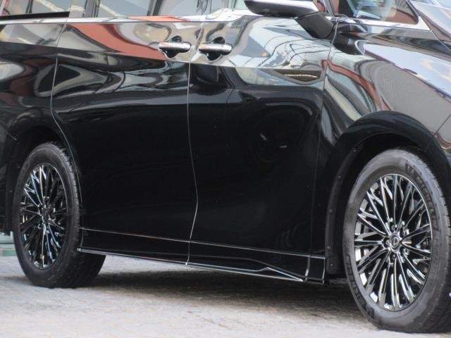 Ref:AUX-20371072 LEXUS LM 2025 - Image 4