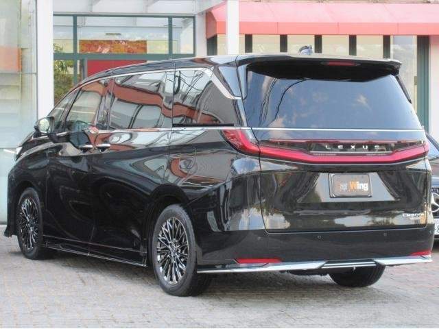 Ref:AUX-20371072 LEXUS LM 2025 - Image 7