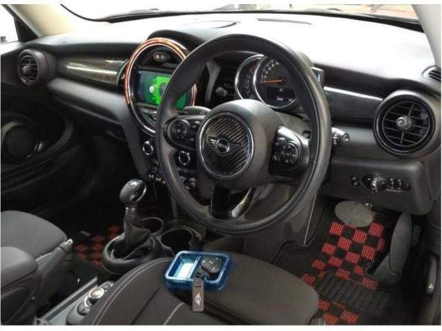 Ref:AUX-20371102 MINI MINI 2020 - Image 3