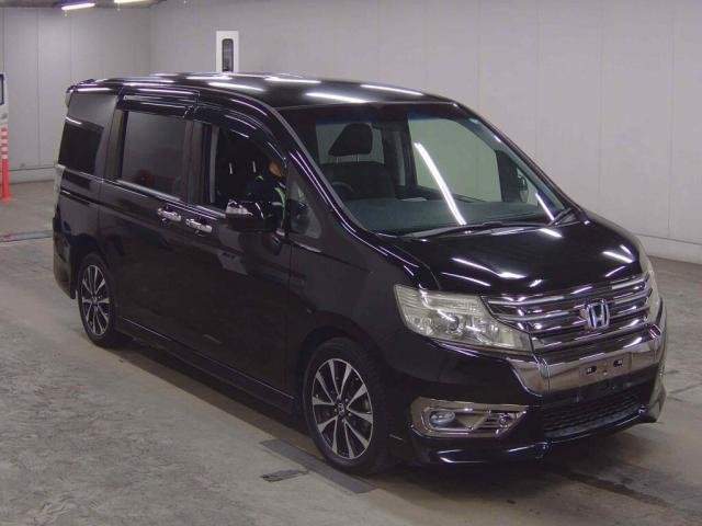 Ref:AUX-20388480 HONDA STEPWAGON SPADA 2015