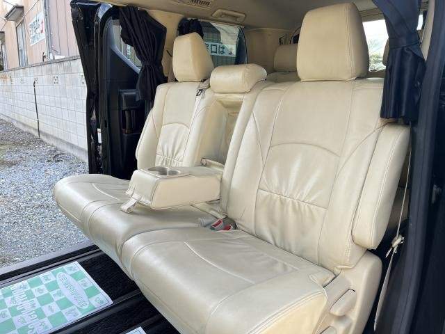 Ref:AUX-20401990 TOYOTA VELLFIRE 2015 - Image 17