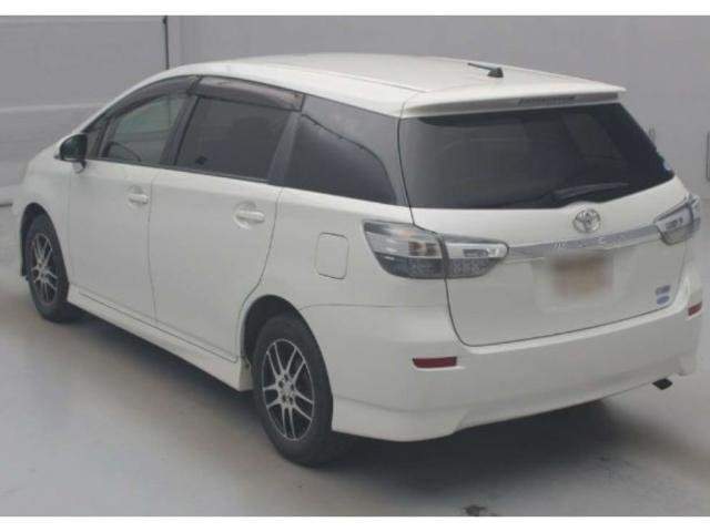 Ref:AUX-20402123 TOYOTA WISH 2015 - Image 2