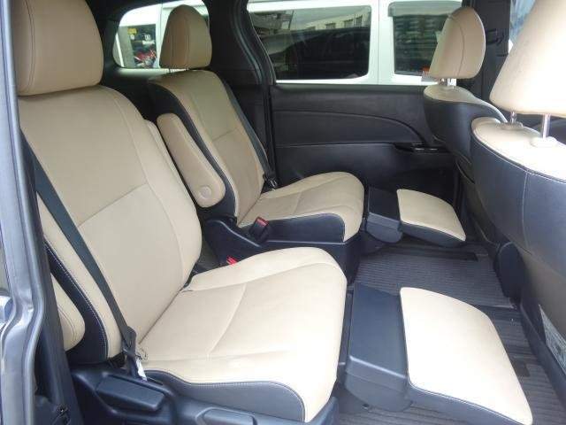 Ref:AUX-20435821 TOYOTA ESTIMA 2019 - Image 5