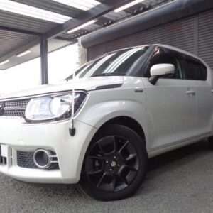2017 Suzuki Ignis pearl hybrid used car Japan export