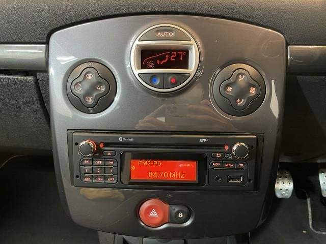 Ref:AUX-20439754 RENAULT LUTECIA 2010 - Image 5