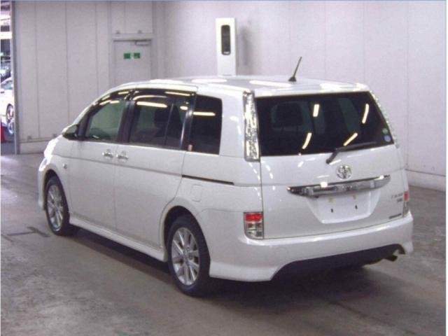 Ref:AUX-20456040 TOYOTA ISIS 2016 - Image 2