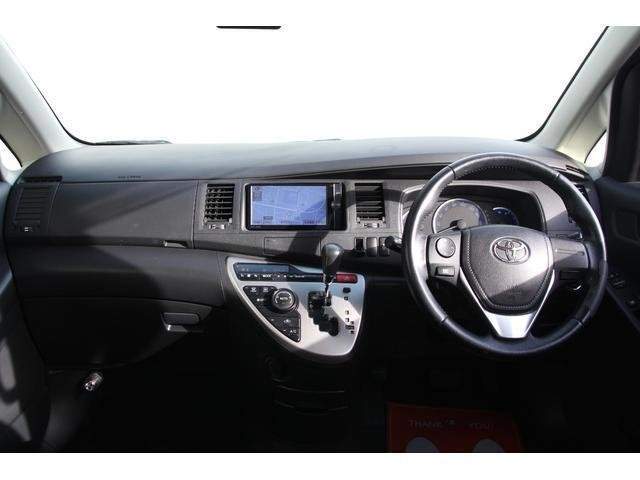Ref:AUX-20469315 TOYOTA ISIS 2013 - Image 2