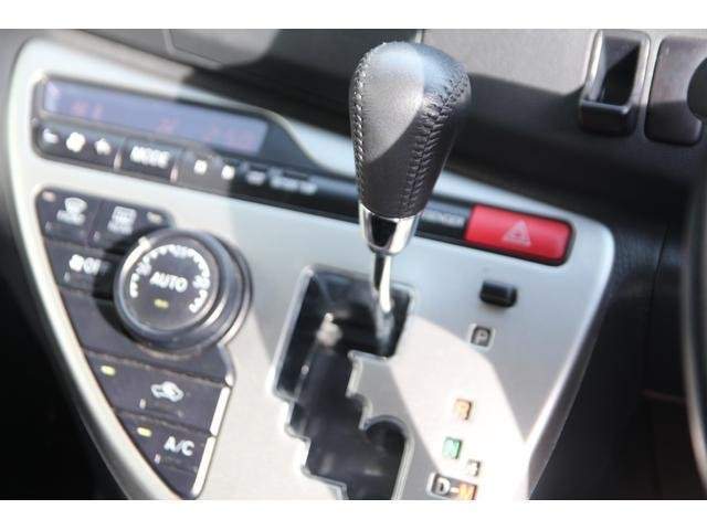 Ref:AUX-20469315 TOYOTA ISIS 2013 - Image 15