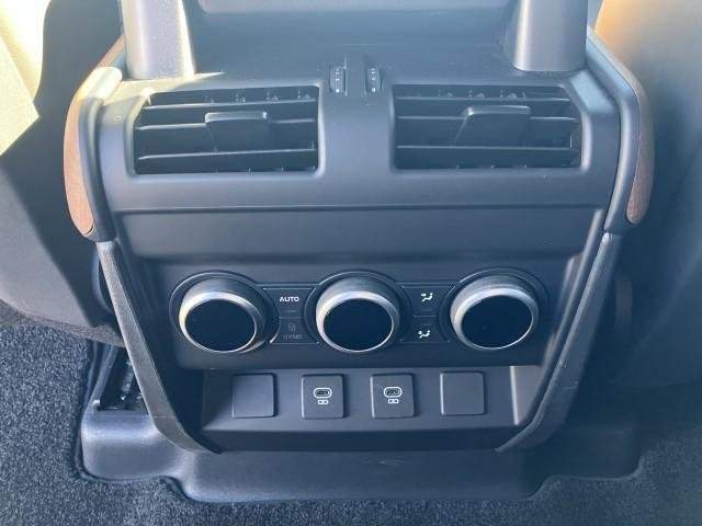 Ref:AUX-20473220 LAND ROVER DEFENDER 2024 - Image 20