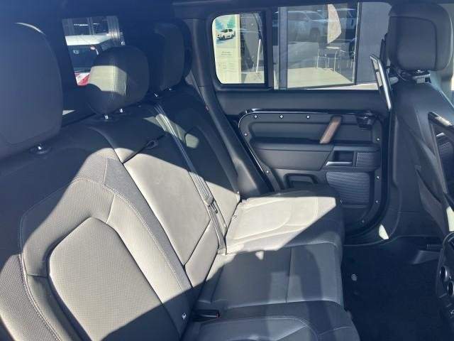 Ref:AUX-20473220 LAND ROVER DEFENDER 2024 - Image 7