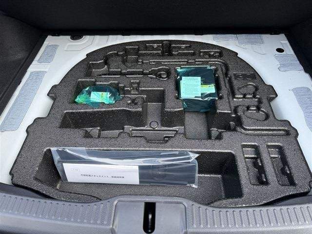 Ref:AUX-20473408 TOYOTA CROWN CROSSOVER 2023 - Image 12