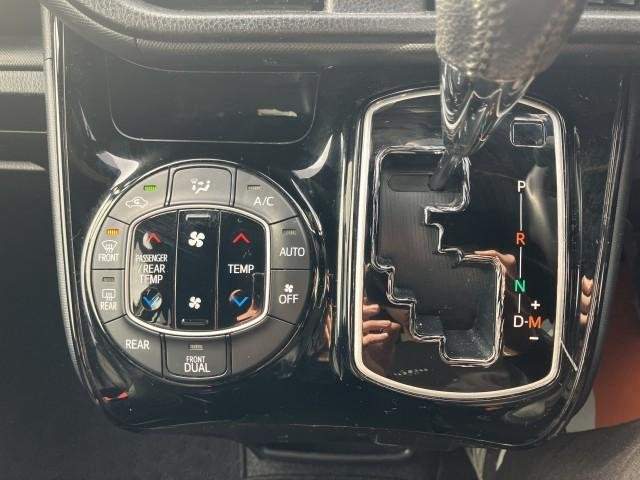 Ref:AUX-20473440 TOYOTA VOXY 2017 - Image 16