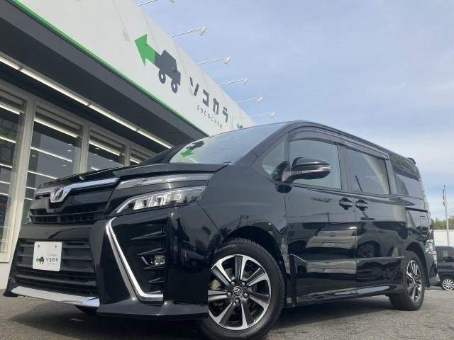 Ref:AUX-20473440 TOYOTA VOXY 2017