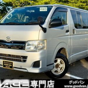 2012 Toyota Hiace Van silver diesel used car Japan export