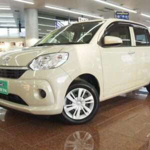 2021 Toyota Passo yellow gasoline used car Japan export