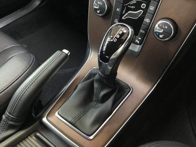 Ref:AUX-20485461 VOLVO V40 2018 - Image 16