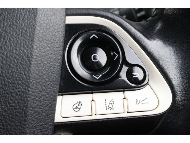 Ref:AUX-20496972 TOYOTA PRIUS PHV 2017 16 Ref:AUX-20496972 TOYOTA PRIUS PHV 2017 - Image 16