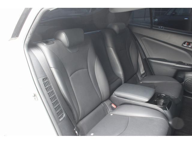 Ref:AUX-20496972 TOYOTA PRIUS PHV 2017 8 Ref:AUX-20496972 TOYOTA PRIUS PHV 2017 - Image 8
