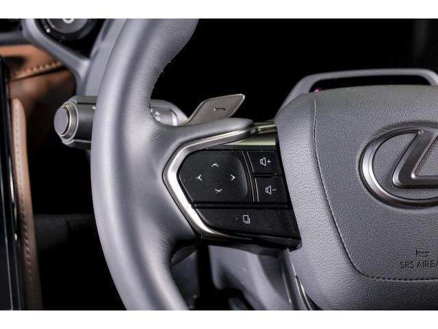 Ref:AUX-20507633 LEXUS LBX 2025 - Image 18