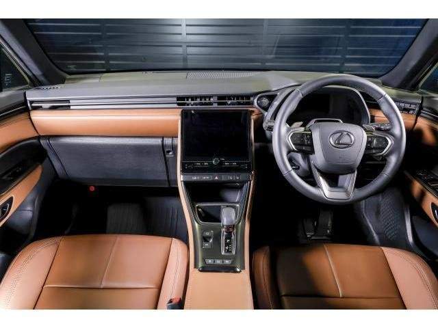 Ref:AUX-20507633 LEXUS LBX 2025 - Image 3