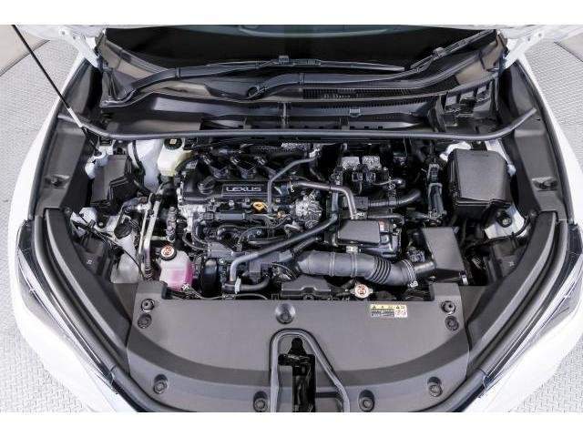 Ref:AUX-20507633 LEXUS LBX 2025 - Image 8