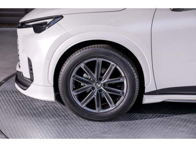 Ref:AUX-20507633 LEXUS LBX 2025 - Image 9