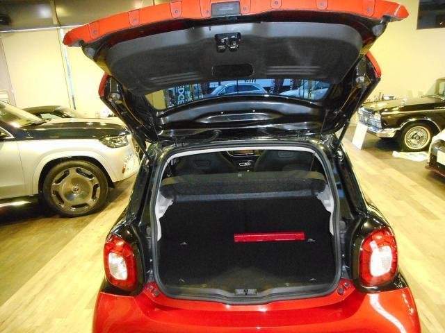 Ref:AUX-20508046 MCC SMART SMART FOR FOUR 2018 - Image 20