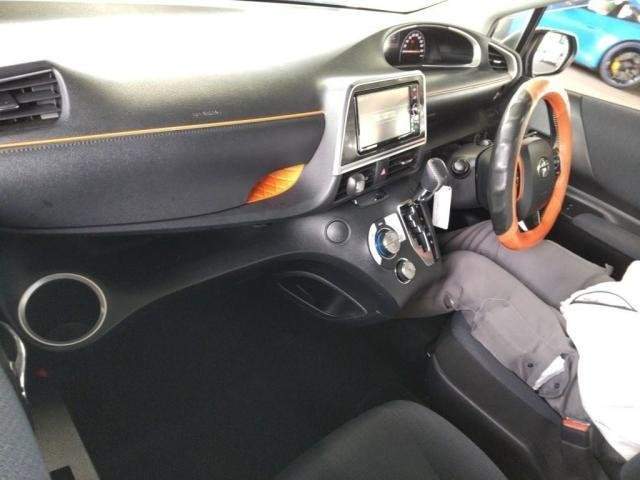 Ref:AUX-20514784 TOYOTA SIENTA 2017 - Image 3