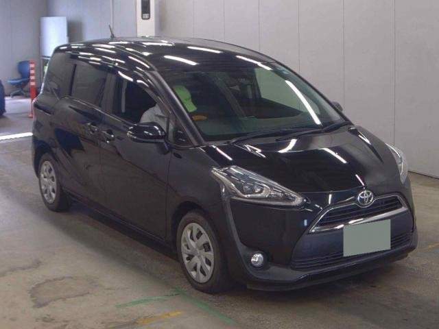 Ref:AUX-20514784 TOYOTA SIENTA 2017