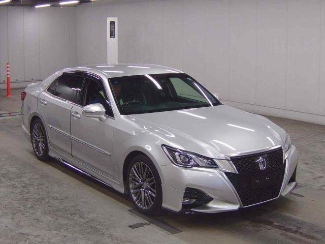 Ref:AUX-20514862 TOYOTA CROWN 2016