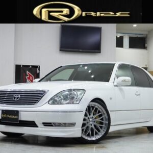 2004 Toyota Celsior pearl gasoline used car Japan export
