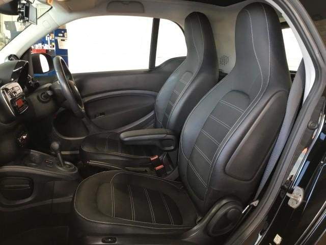 Ref:AUX-20521019 MCC SMART SMART FORTWO COUPE 2017 - Image 11