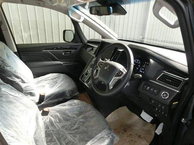 Ref:AUX-20521935 MITSUBISHI DELICA D:5 2025 - Image 12