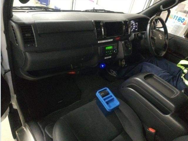 Ref:AUX-20525917 TOYOTA HIACE VAN 2024 - Image 4