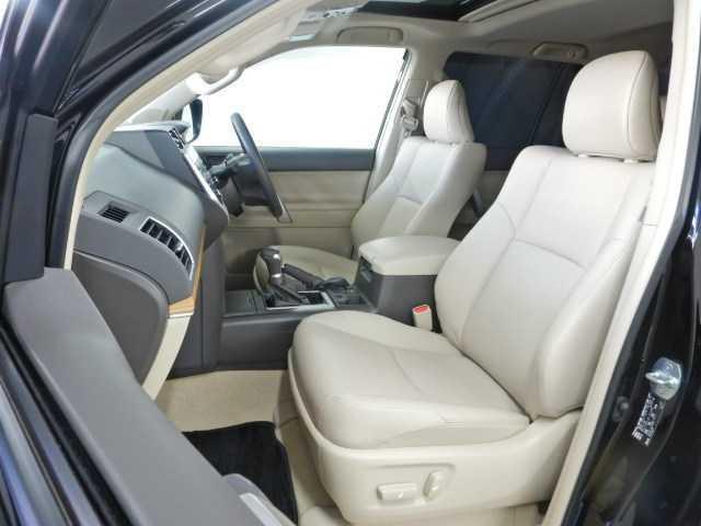 Ref:AUX-20537171 TOYOTA LAND CRUISER PRADO 2023 17 Ref:AUX-20537171 TOYOTA LAND CRUISER PRADO 2023 - Image 17