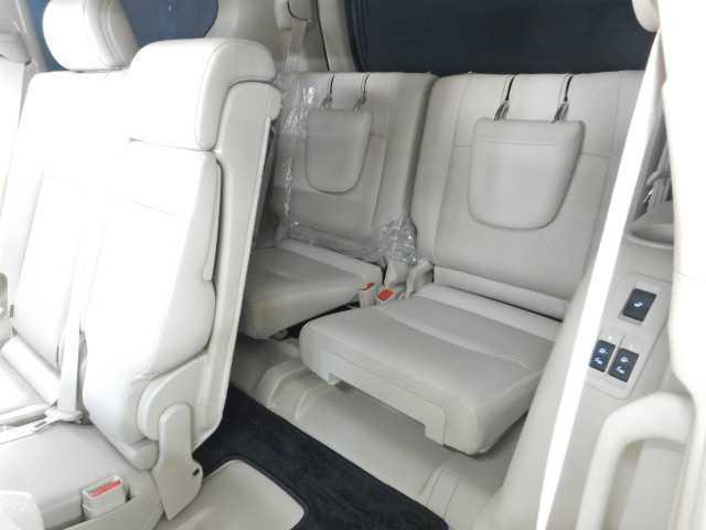 Ref:AUX-20537171 TOYOTA LAND CRUISER PRADO 2023 19 Ref:AUX-20537171 TOYOTA LAND CRUISER PRADO 2023 - Image 19