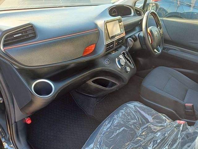 Ref:AUX-20538376 TOYOTA SIENTA 2015 - Image 3