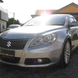 2015 Suzuki Kizashi silver gasoline used car Japan export