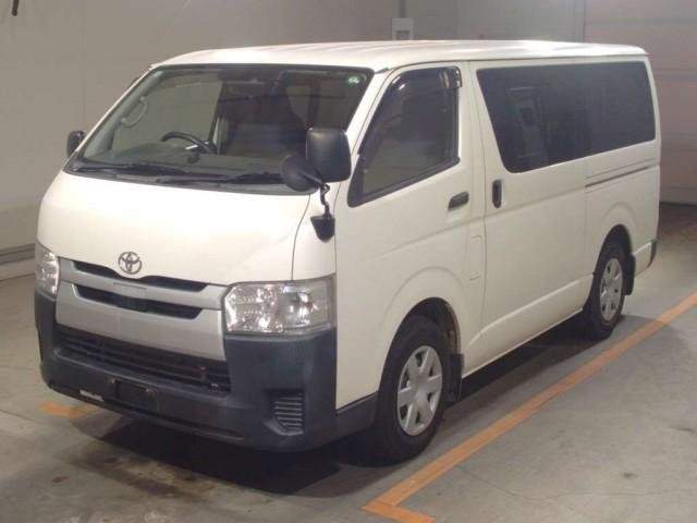 Ref:AUX-20561108 TOYOTA REGIUS ACE VAN 2019