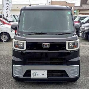 2015 Daihatsu Wake black gasoline used car Japan export