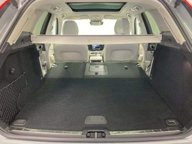 Ref:AUX-20590582 VOLVO XC60 2025 - Image 13