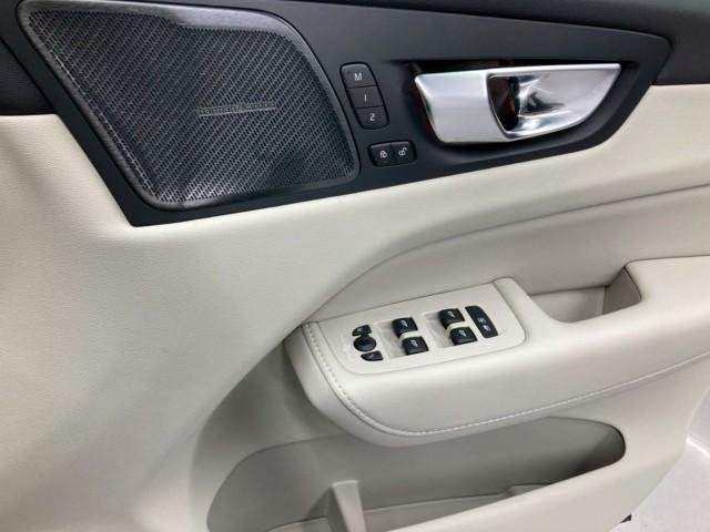 Ref:AUX-20590582 VOLVO XC60 2025 - Image 15