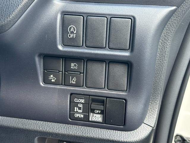 Ref:AUX-20602619 TOYOTA NOAH 2016 - Image 7