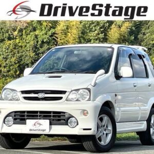 2004 Toyota Cami white gasoline used car Japan export