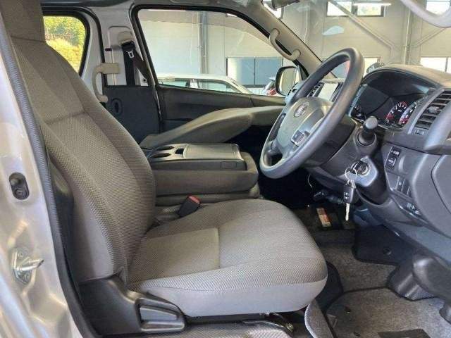 Ref:AUX-20612642 TOYOTA HIACE VAN 2018 - Image 4