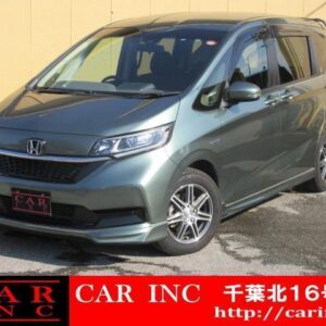 2020 Honda Freed Plus Hybrid green hybrid used car Japan export