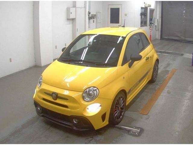 Ref:AUX-20626119 ABARTH ABARTH 595 2022