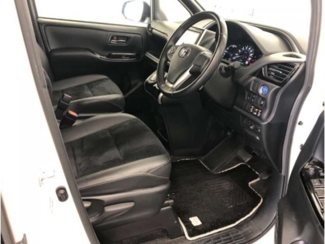 Ref:AUX-20626465 TOYOTA VOXY 2020 - Image 3