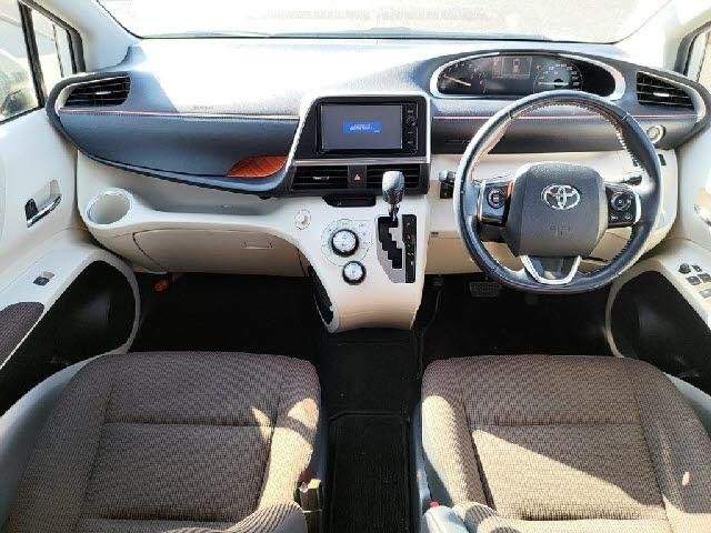Ref:AUX-20626531 TOYOTA SIENTA 2016 - Image 3