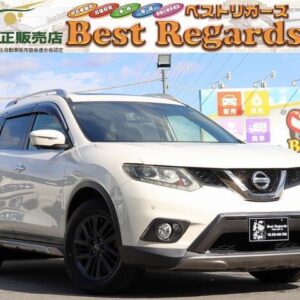 2015 Nissan X-Trail pearl gasoline used car Japan export
